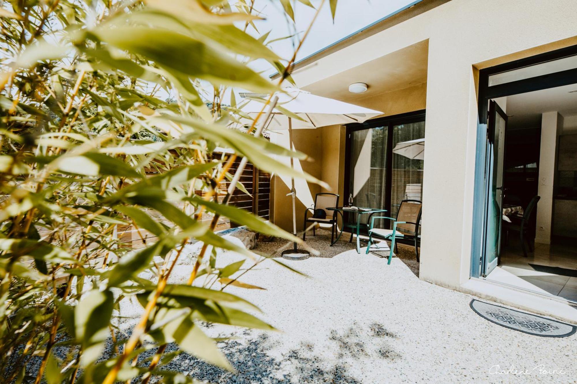 Aparthotel Domaine Des Bains Vals-les-Bains Exterior foto
