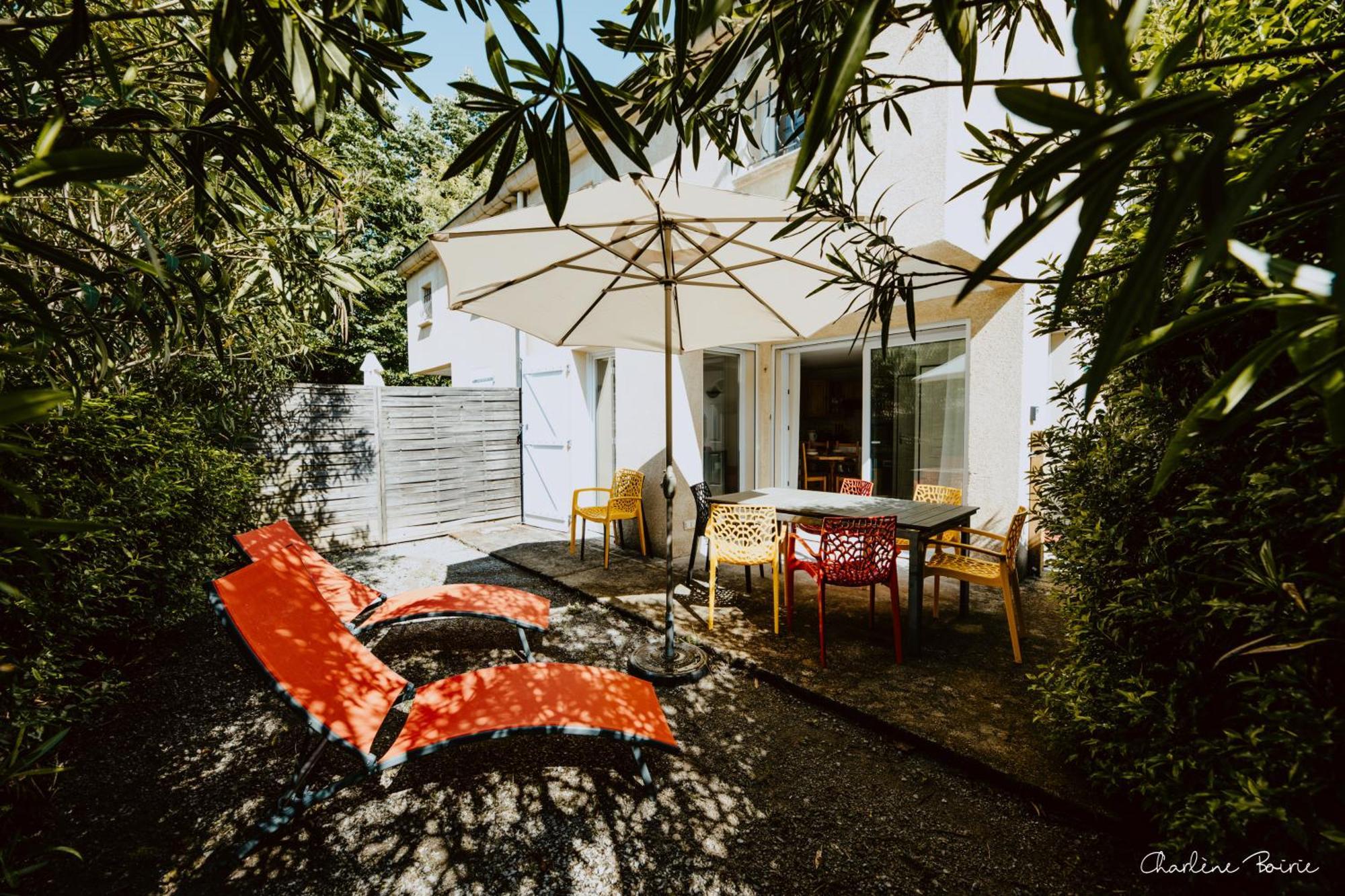 Aparthotel Domaine Des Bains Vals-les-Bains Exterior foto