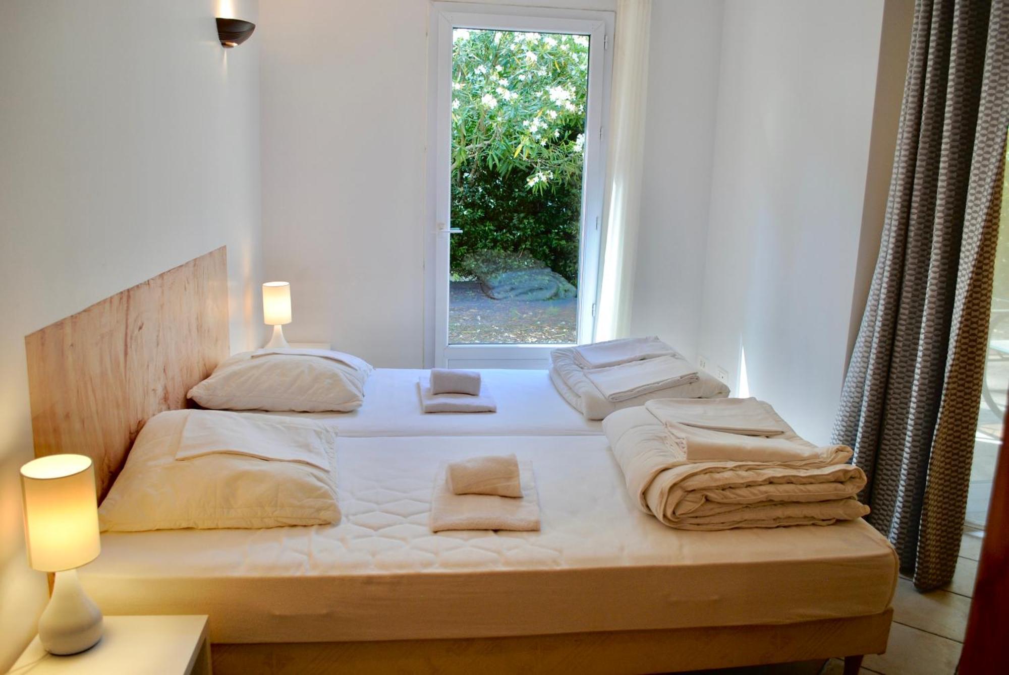 Aparthotel Domaine Des Bains Vals-les-Bains Exterior foto