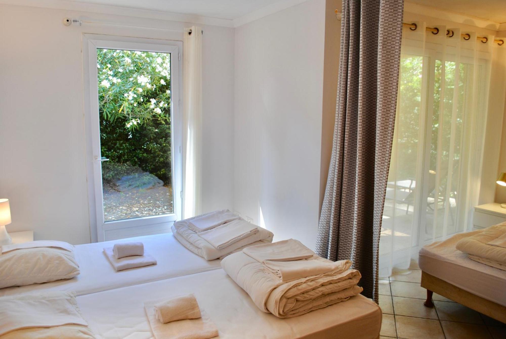 Aparthotel Domaine Des Bains Vals-les-Bains Exterior foto