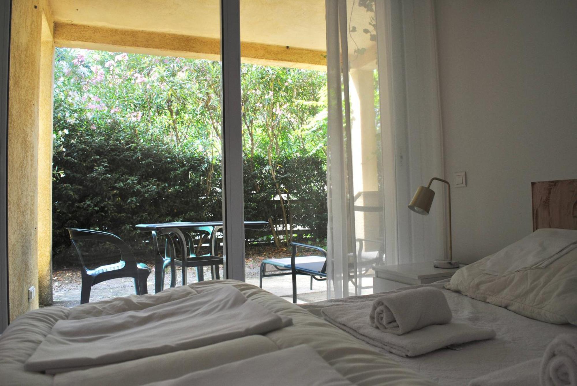 Aparthotel Domaine Des Bains Vals-les-Bains Exterior foto